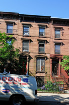 214 17th St Apartments