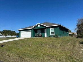 199 Carmelite Ave NW in Palm Bay, FL - Building Photo - Building Photo