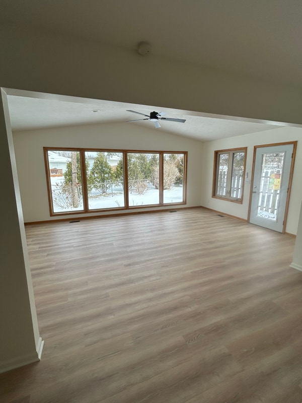 402 Elmwood Dr in Belvidere, IL - Building Photo - Building Photo