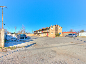 Santa Fe Apartments in Oklahoma City, OK - Building Photo - Building Photo