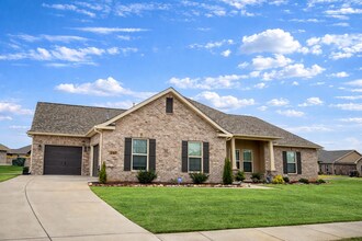 207 Nellie Faye Ln in Meridianville, AL - Foto de edificio - Building Photo