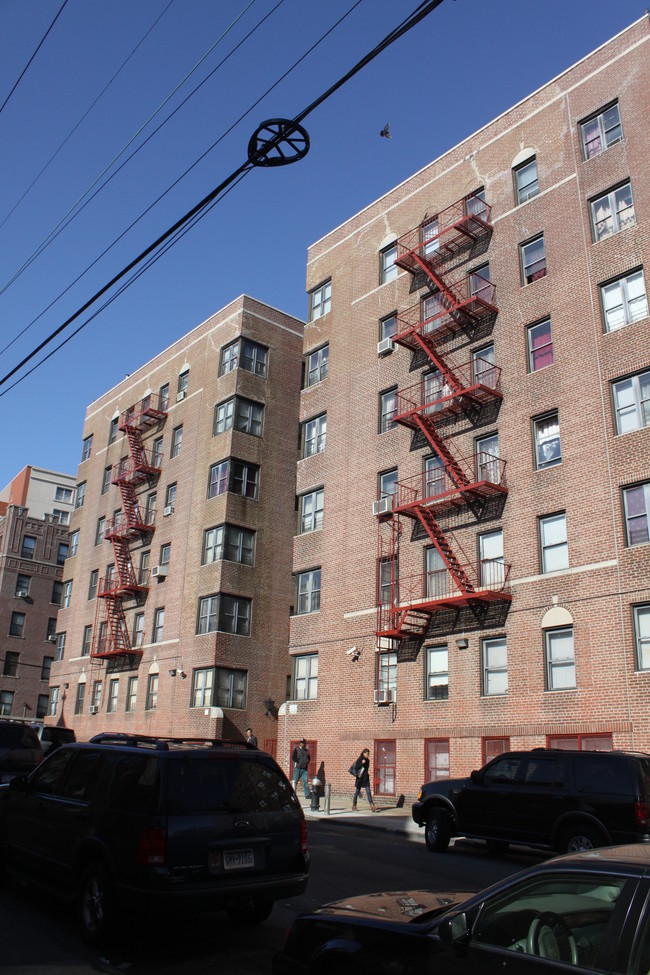 2927 Valentine Ave in Bronx, NY - Building Photo - Building Photo