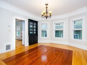 86 Belmont St, Unit 2 in Somerville, MA - Building Photo - Building Photo