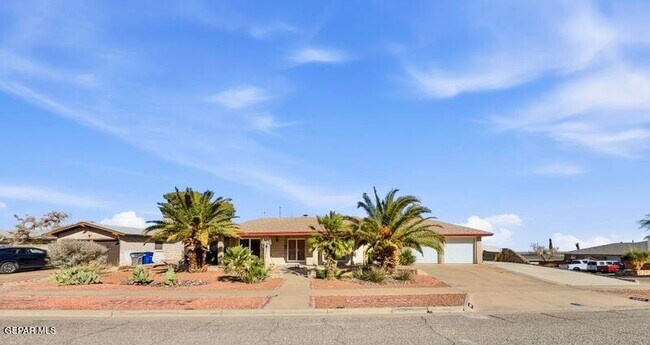 9000 Rancich St in El Paso, TX - Building Photo - Building Photo