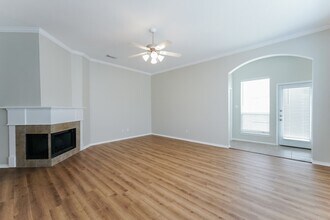 17223 Verdant Willow Way in Houston, TX - Building Photo - Building Photo