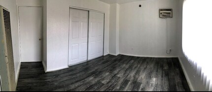 5660 Case Ave, Unit C in North Hollywood, CA - Foto de edificio - Building Photo