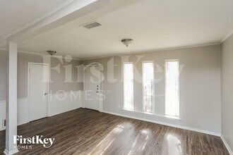 417 Lakeside Dr in Irving, TX - Building Photo - Building Photo