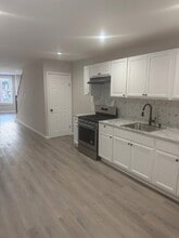 521 Martin Luther King Jr Blvd in Trenton, NJ - Building Photo - Building Photo