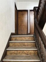 5839 Darlington Rd in Pittsburgh, PA - Building Photo