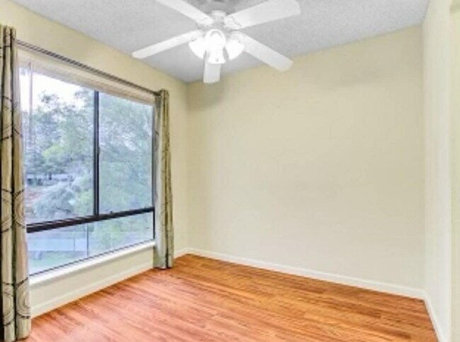 300 N Civic Dr, Unit 508 in Walnut Creek, CA - Building Photo - Building Photo