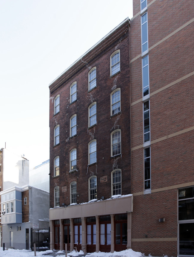 Letitia Court in Philadelphia, PA - Foto de edificio - Building Photo