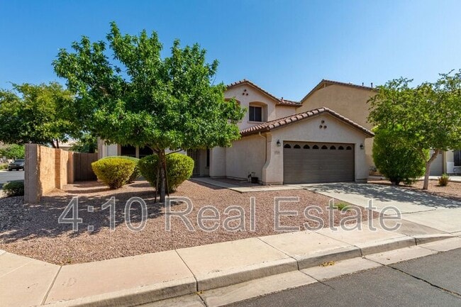 3748 E Betsy Ln in Gilbert, AZ - Building Photo - Building Photo