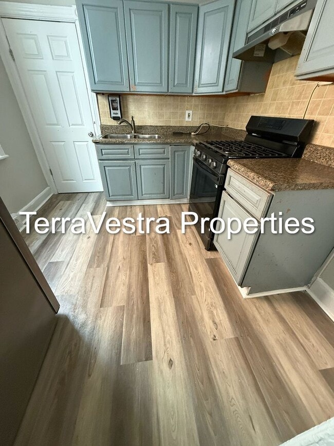 218 Warren St in Gloucester City, NJ - Building Photo - Building Photo