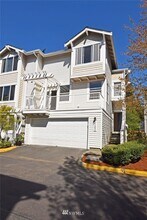 11894 NE 163rd Pl in Bothell, WA - Building Photo - Building Photo