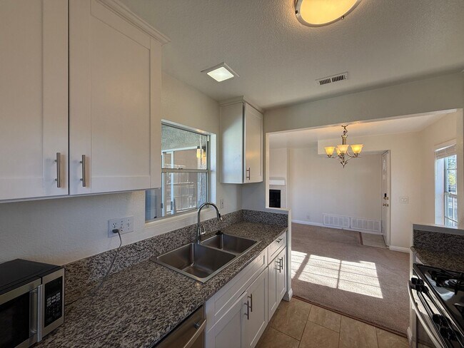 10828 Aderman Ave in San Diego, CA - Building Photo - Building Photo