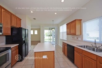 13540 Bluewater Cir in Orlando, FL - Building Photo - Building Photo