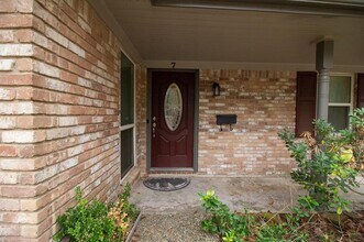 7 Woody Creek Dr in Conroe, TX - Building Photo - Building Photo