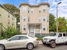 40 Ripley Rd, Unit 2 in Boston, MA - Building Photo