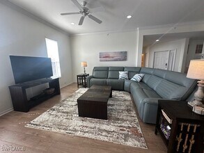9180 Southmont Cove in Ft. Myers, FL - Foto de edificio - Building Photo