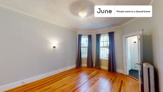 Room in Shared 4 bed/1 bath home, Unit B in Boston, MA - Building Photo - Building Photo