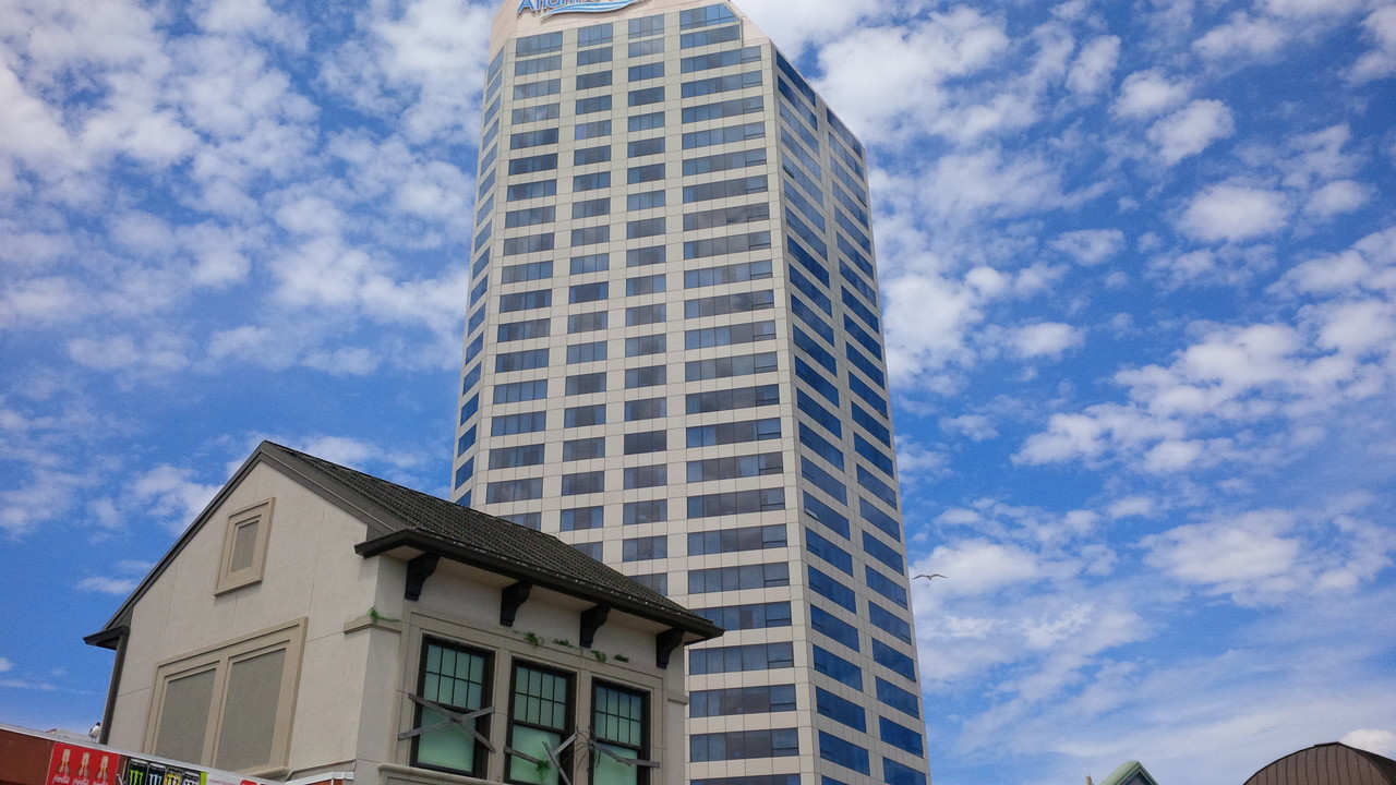 Atlantic Palace in Atlantic City, NJ - Building Photo