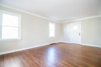 4353 Lyman Ave in Toledo, OH - Foto de edificio - Building Photo