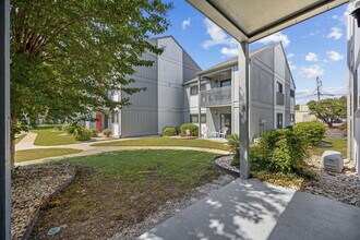 7700 Porcher Dr in Myrtle Beach, SC - Building Photo - Building Photo