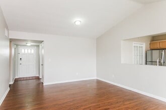 11010 SW 123rd Ave in Miami, FL - Building Photo - Building Photo