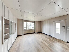 832 Burchill St SW in Atlanta, GA - Foto de edificio - Building Photo