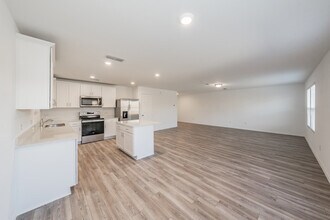 847 Lake Fletcher Rd in Princeton, TX - Building Photo - Building Photo