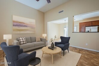 3651 E Zachary Dr in Phoenix, AZ - Building Photo - Building Photo