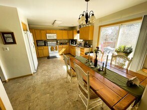 1678 Rhyolite St in Loveland, CO - Foto de edificio - Building Photo