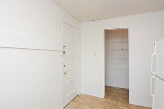 2524 N Kedzie Blvd in Chicago, IL - Building Photo - Building Photo