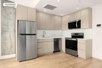 585 Argyle Rd in Brooklyn, NY - Building Photo - Building Photo