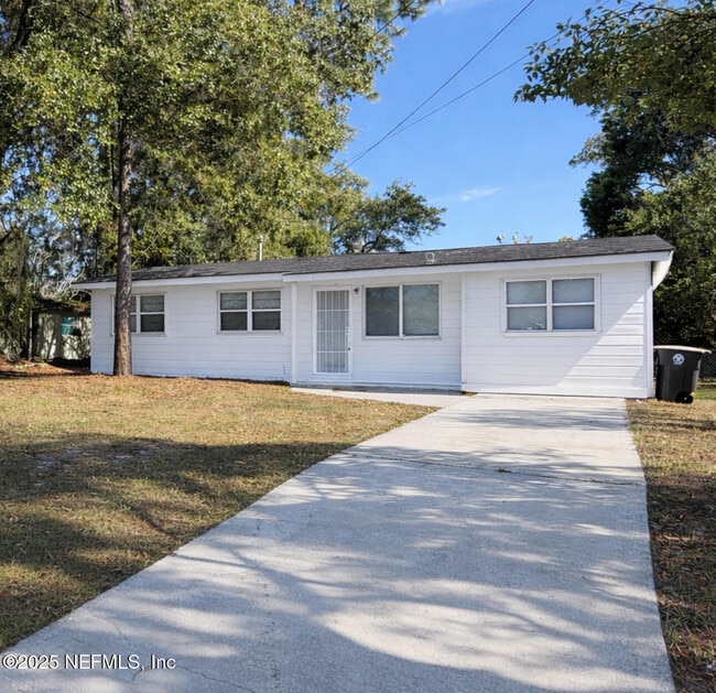 property at 4968 Princely Ave