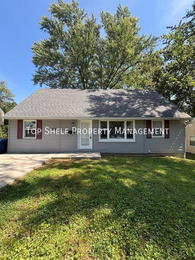 property at 7505 SW 12th St