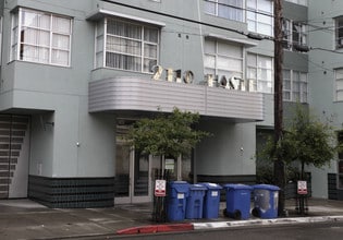 Sterling Haste in Berkeley, CA - Foto de edificio - Building Photo