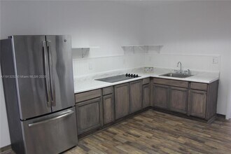 19879 SW 328th St in Homestead, FL - Building Photo - Building Photo