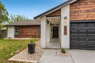 604 Garden Path Dr in Round Rock, TX - Building Photo - Building Photo