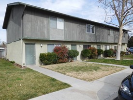 2006 20th St Apartments