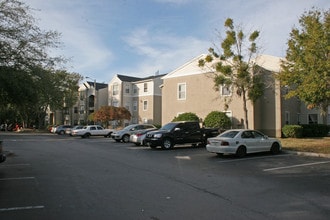 Waterford at Cypress Lake in Tampa, FL - Building Photo - Building Photo