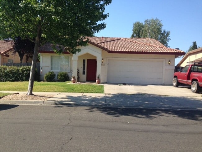 property at 1502 Berkshire Dr