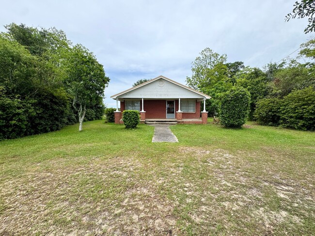 property at 2195 Shipman Rd