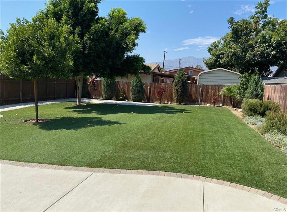 441 Hurstview Ave in Monrovia, CA - Building Photo