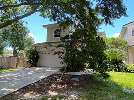 7200 Bay Club Way in Orlando, FL - Building Photo