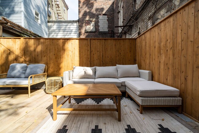 235 Bloomfield St in Hoboken, NJ - Building Photo - Building Photo