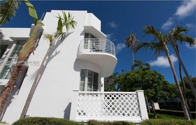 601 11th St in Miami Beach, FL - Building Photo - Building Photo