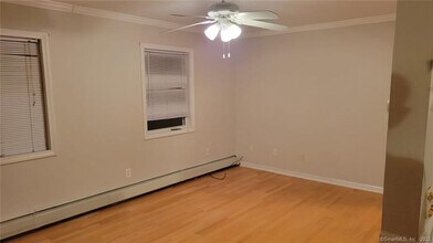 93 Fairview Dr in Danbury, CT - Building Photo - Building Photo