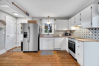 109 Salt Island Rd in Westbrook, CT - Building Photo - Building Photo