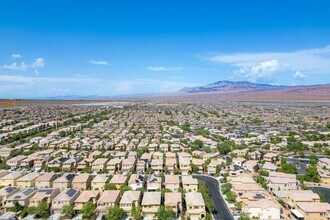 10614 Mt Blackburn Ave in Las Vegas, NV - Building Photo - Building Photo